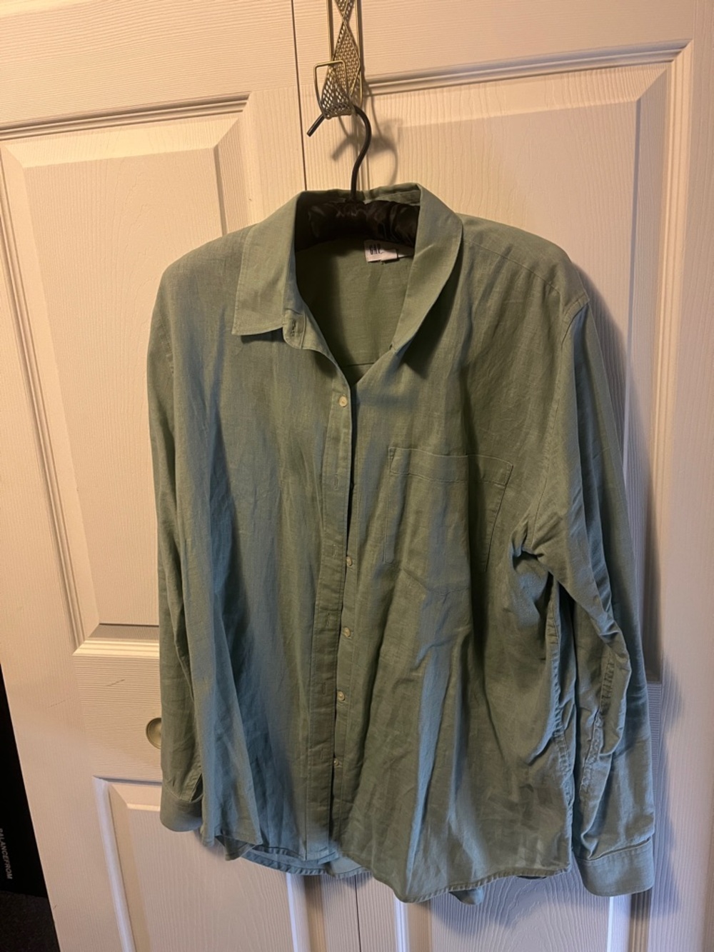 GAP Light Sage Green Women's Button-Up Blouse